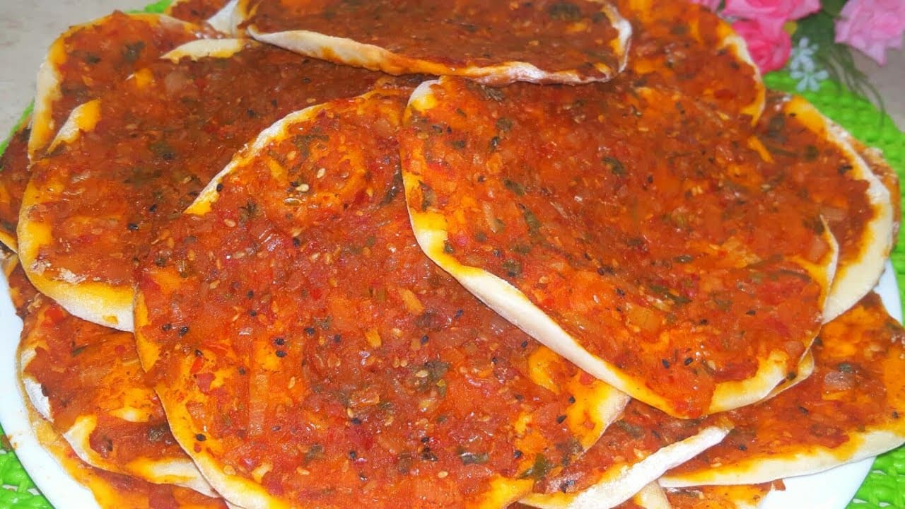محمرة سادة image